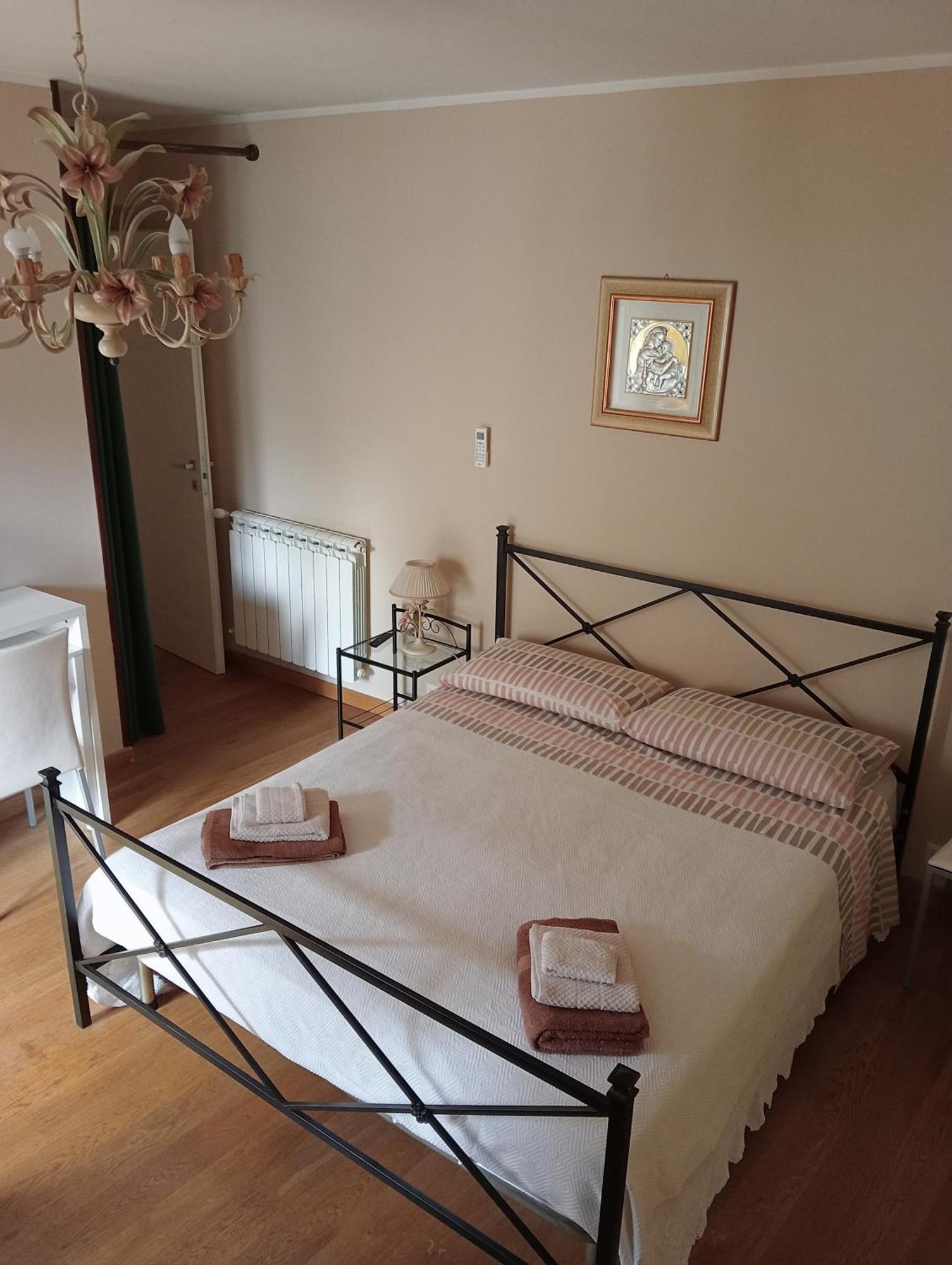 San Nicolo Holiday Home 몬탈바노 엘리코나 외부 사진