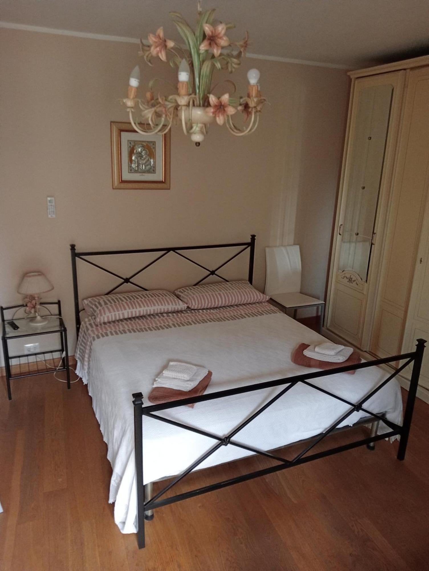 San Nicolo Holiday Home 몬탈바노 엘리코나 외부 사진